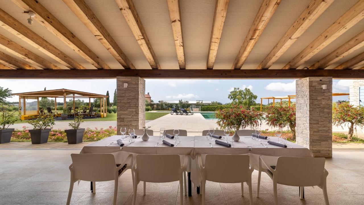 Velanera Hotel & Restaurant Šišan エクステリア 写真