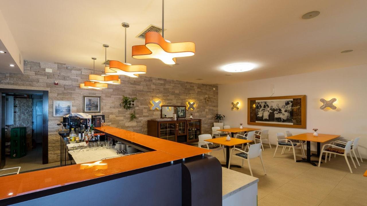 Velanera Hotel & Restaurant Šišan エクステリア 写真